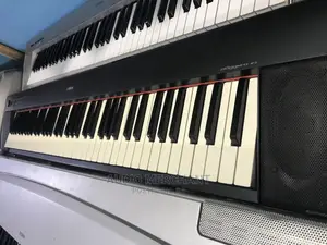 Yamaha NP31 Piano