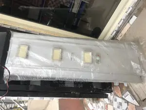 300 Watts Industrial Solar Street Lights