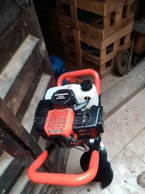 Earth Auger Drill/Digger Machine, Come With 200mm Bits