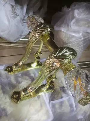 VIP Lion Wall Bracket for Curtains Pole