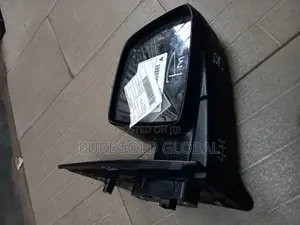 Hyundai H1 Side Mirror 2008 and 2012 Model