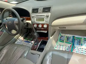 Toyota Camry 2011 Gray