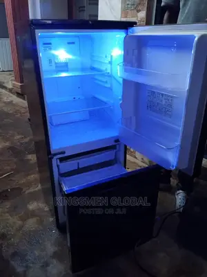Medium Size Samsung Double Door Fridge-Freezer