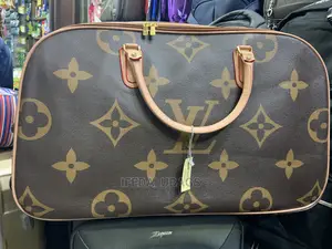 Big Size Lv Traveling Luggage With Wheels
