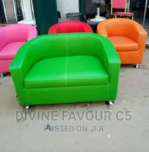2 Seaters Bucket Chair