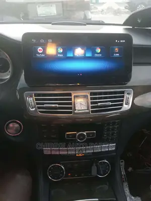 CLS/C-Classmercedes Benz Android/Inbuilt Carplay