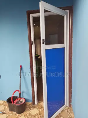 Net Door Kitchen