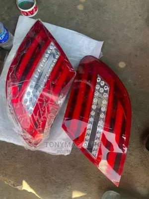 Mercedes-benz C300 Back Lights