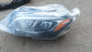 GLE 166 Headlights Mercedes-Benz