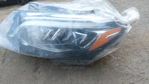 Mercedes-Benz GLE 400 166 Headlights