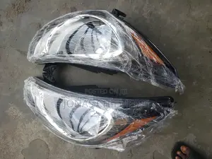 Head Light Hyundai Accent 2012
