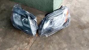 Mercedes-Benz Glk 2013 Headlights Set
