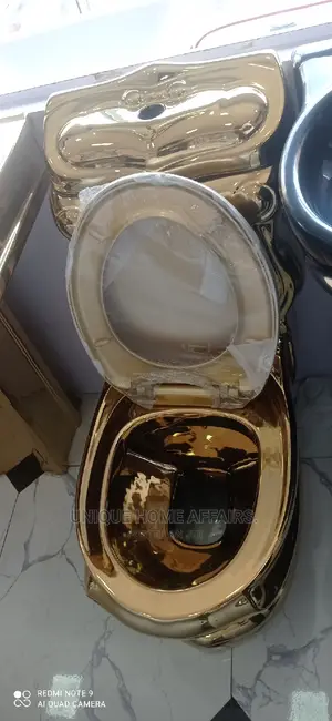 Gold Plated Water Closest