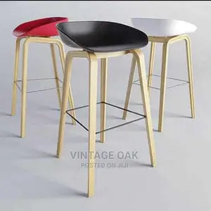 Exquisite New Modern Bar Stool Chair.