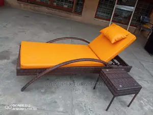Swimming Pool Side Bed With Glass Top Side Stool