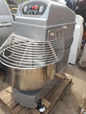 100kg,50kg, 25kg,16kg,12.5kg,8kg Spiral Mixers Available