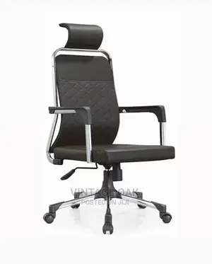 Exquisite Office Swivel Chair With Headrest.