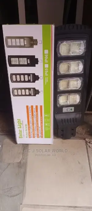 8 Eyes Solar Street Light All in One