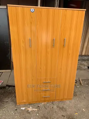 4 by 6 Wardrobe Three Doors With Three Drawers