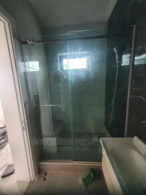 Toilet Frameles Sliding Shower Glass