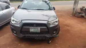 Mustibushi Outlander Windscreen LFW