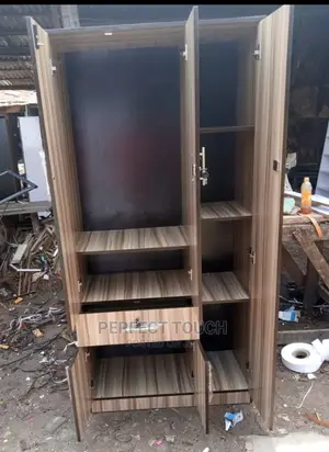 3ft by 6ft Wardrobe