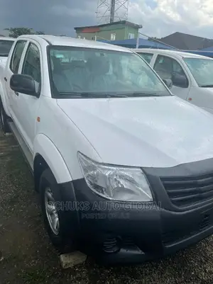Toyota Hilux 2.7 VVT-i 4X4 SRX 2012 White