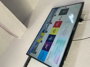 43” Samsung Nu Uhd HDR With Netflix Youtube Mirrocast Etc