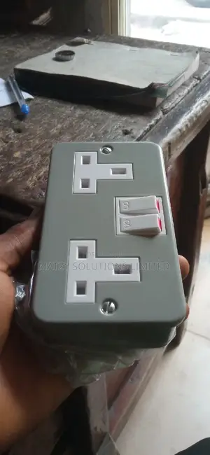 13A Double Socket Metal