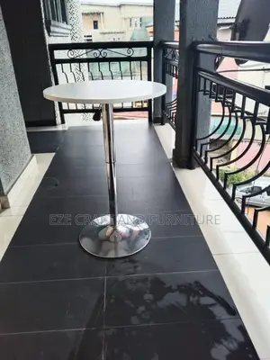 Height Adjustable Coffee Table