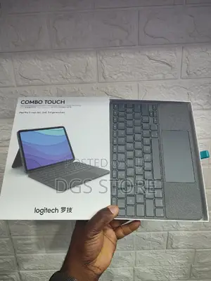 Logitech Combo Touch iPad Pro 11" 1st,2nd,3rd Gen Keyboard