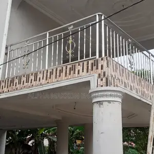 Quality Stainless Rails