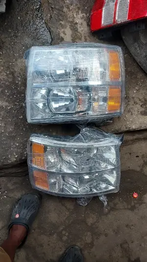 Headlamp Chevrolet Silverado 2010