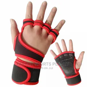 Quality Fitness Gloves Available at Sports Planet