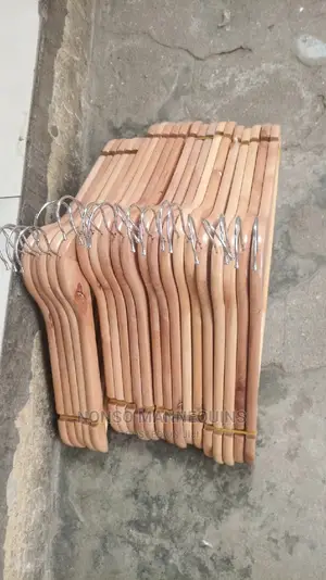 New Design Wooden Clothes Hangers