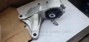 Front Engine Mount for 2013-2016 Honda CRV