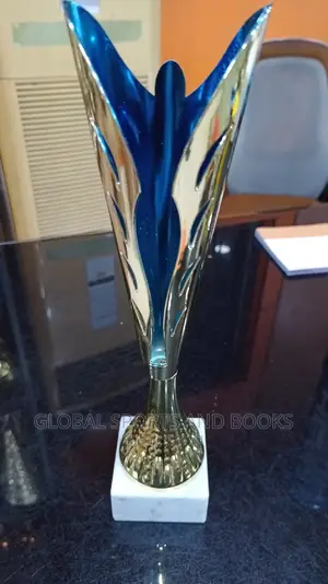Giant Trophy  Different Types