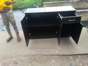 Home Kitchen Cabinets