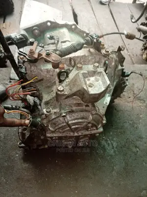 2010 Kia Cerato Gear Box