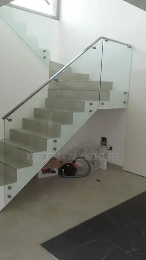 10mm Tampered Handrail