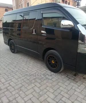 Black Hummer Bus for Rent