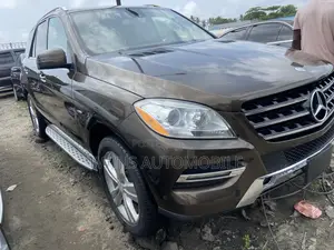 Mercedes-Benz M Class ML 350 4Matic 2013 Brown
