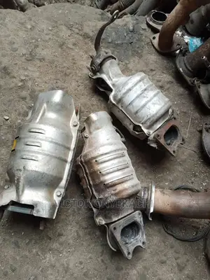 Complete Catalyst Honda Pilot 2005 Model