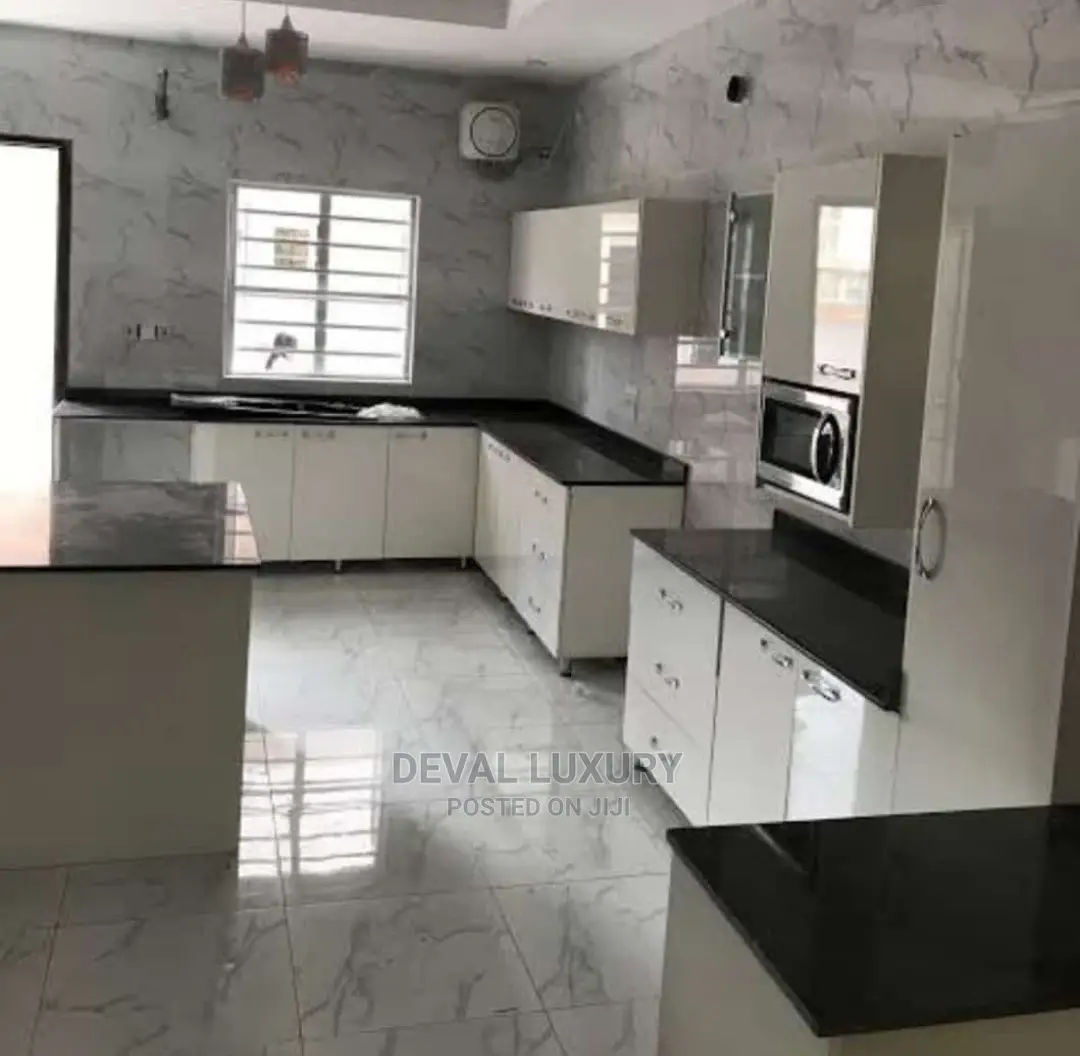 Kitchen Setup