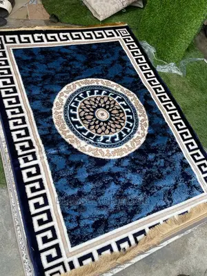 Quality Living Room Designed Super Soft Royal Center Rug.