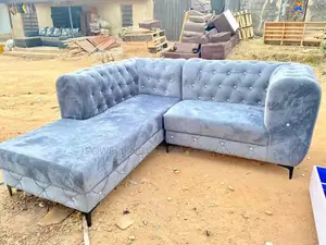 L-Shaped Couch of 5 Seater for Homes/ Hotels/ Lounges