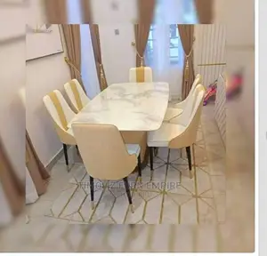Classic Luxury Dining Table With 6 Luxury Chairs.