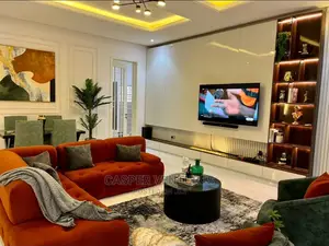 Short Let Posh and Classy 3-Bedroom Apartment in Vi