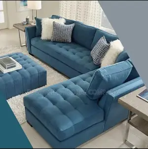 Couch of L Shape With Centre Table/ Throw Pillows for Homes