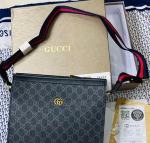 Gucci Luxury Men's Crossheld Bags